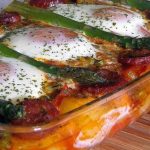 SOPA DE FRANGO, TOMATE E GRÃO