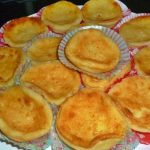OVOS NO FORNO COM FIAMBRE E LEGUMES