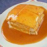 Bolo de limão e mirtilos